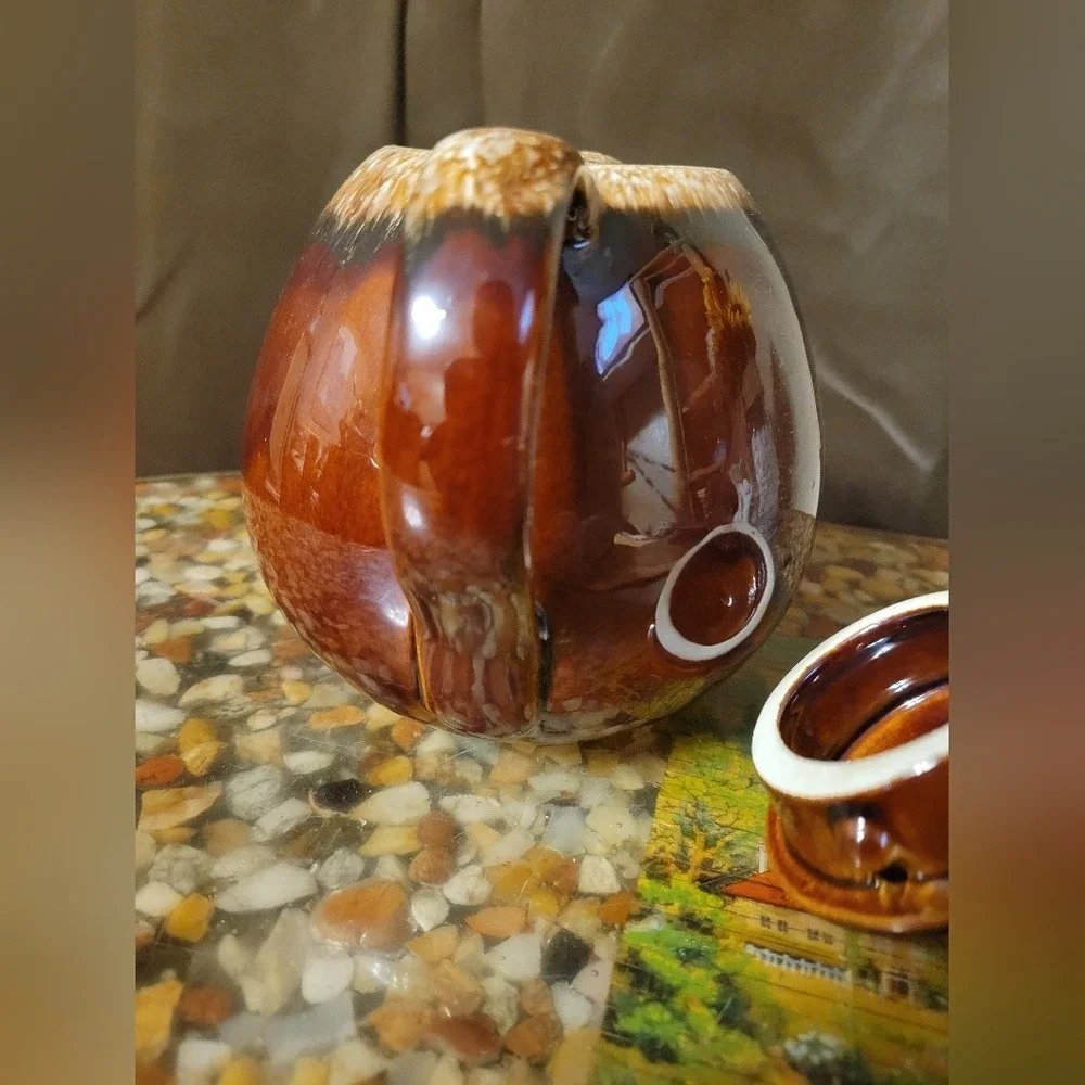 Vintage Hull Pottery Brown Drip Ball‎ Shaped Tea Pot & Lid with plate USA